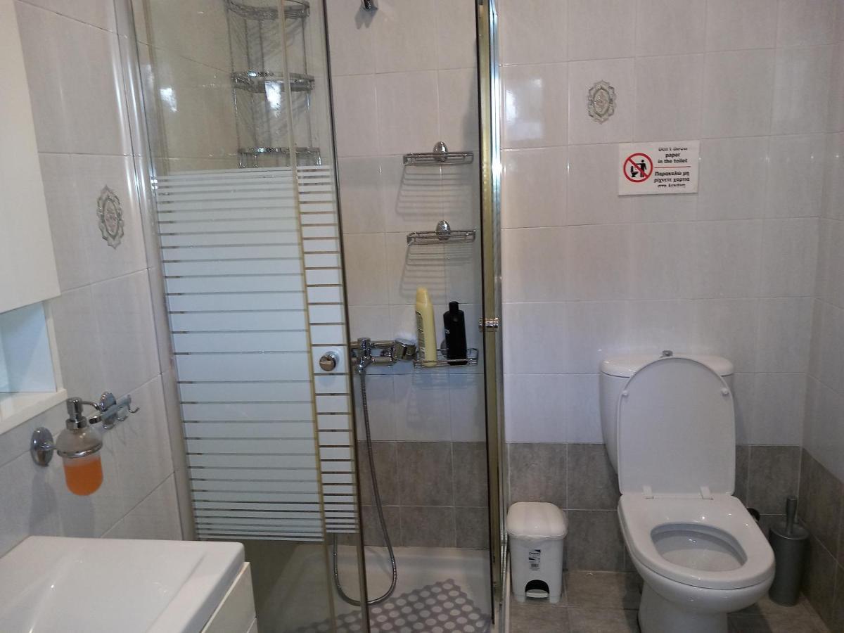 Airport'S Close, Cozy Flat For 6 Persons Leilighet Markópoulon Eksteriør bilde